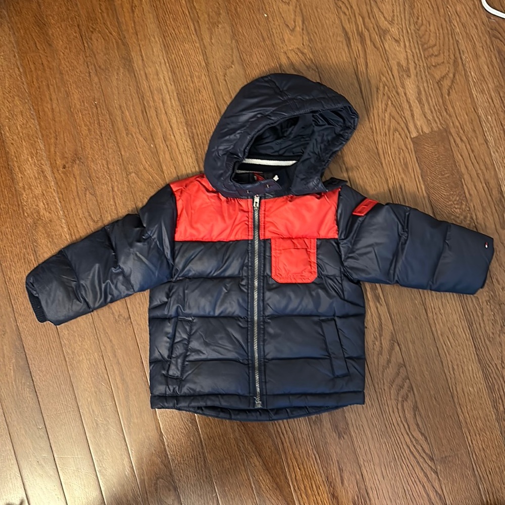 Tommy Hilfiger Puffer coat size 18 Months, boys